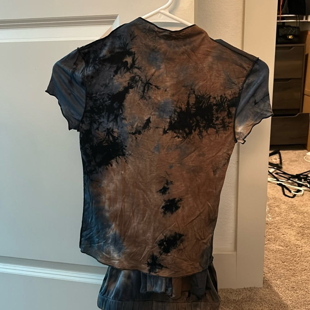 Dish Milan tie dye